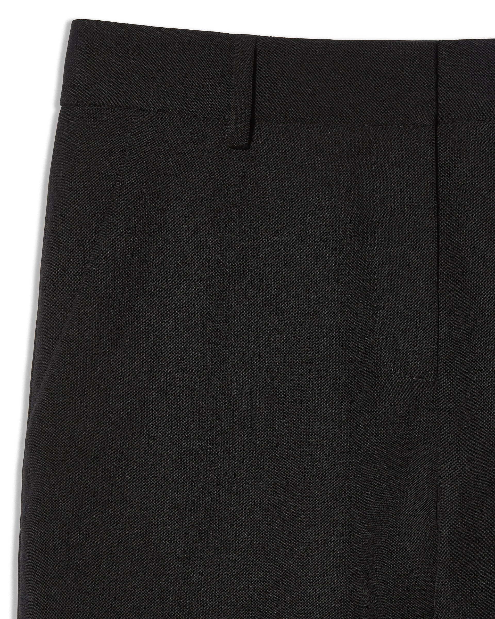 Ava Short in Wool, Black