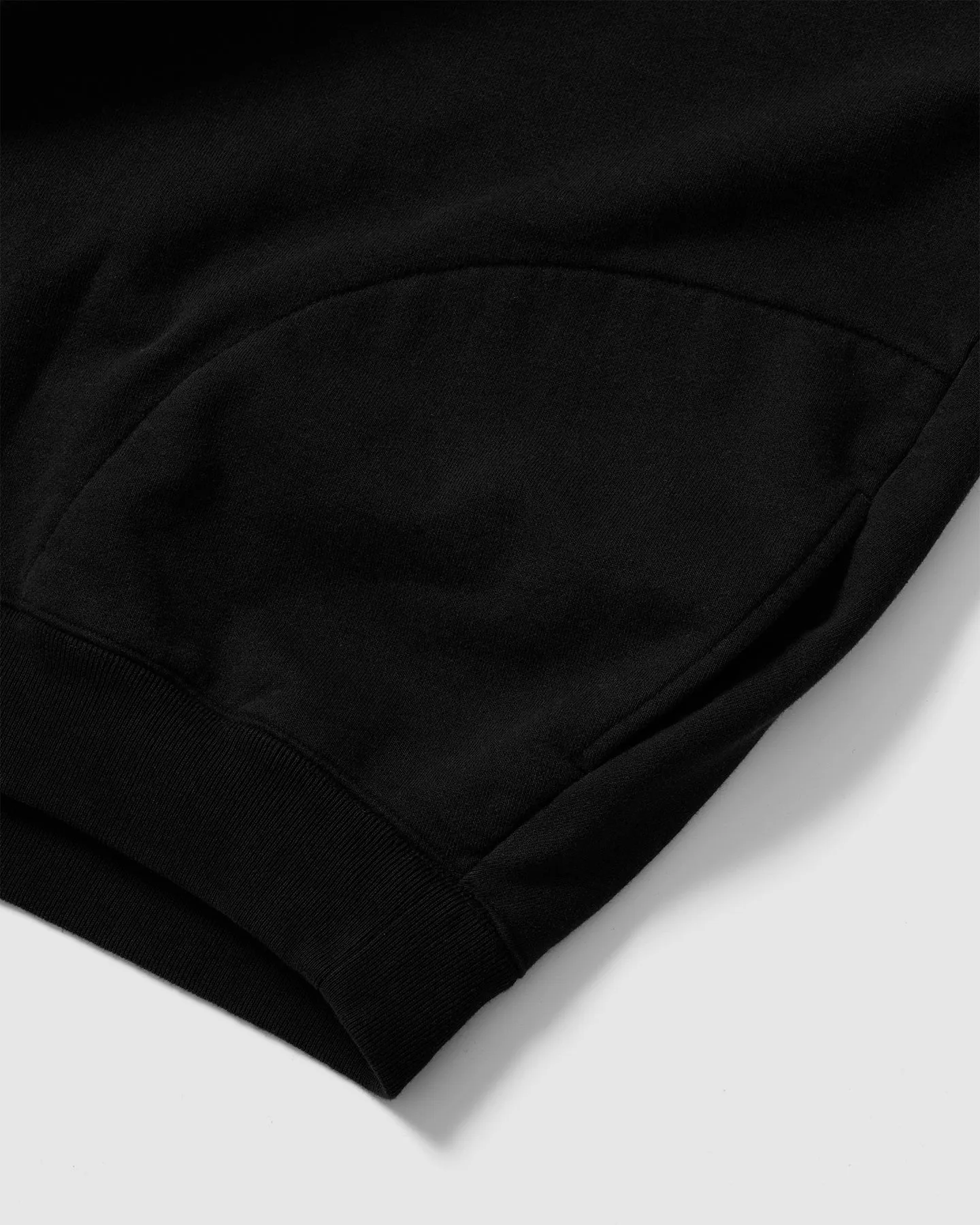 KATHARINE HAMNETT × MASTERMIND WORLD BACK LOGO HOODIE