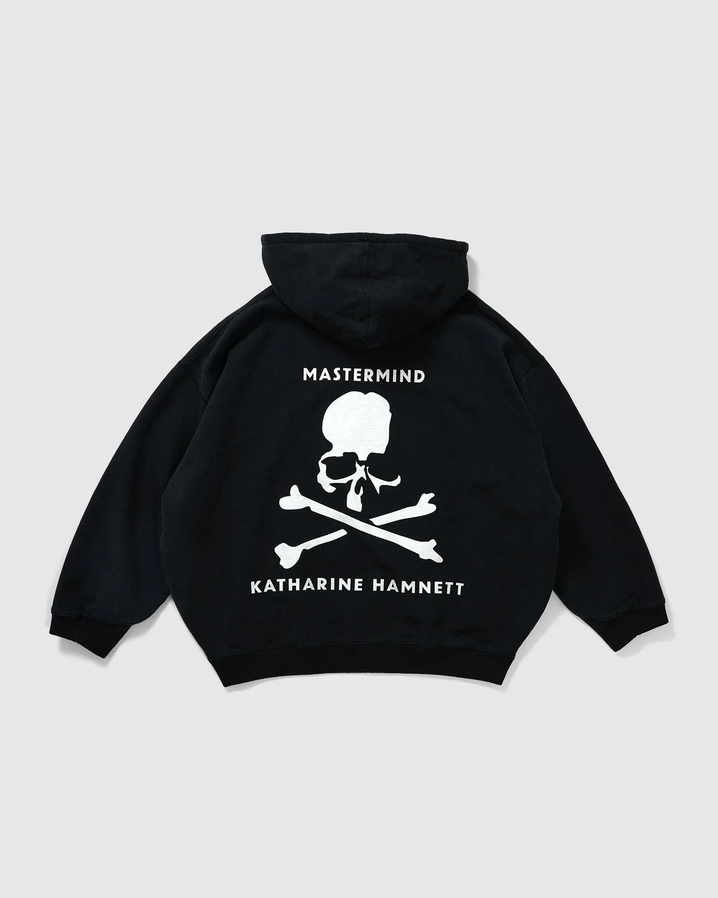 KATHARINE HAMNETT × MASTERMIND WORLD BACK LOGO HOODIE
