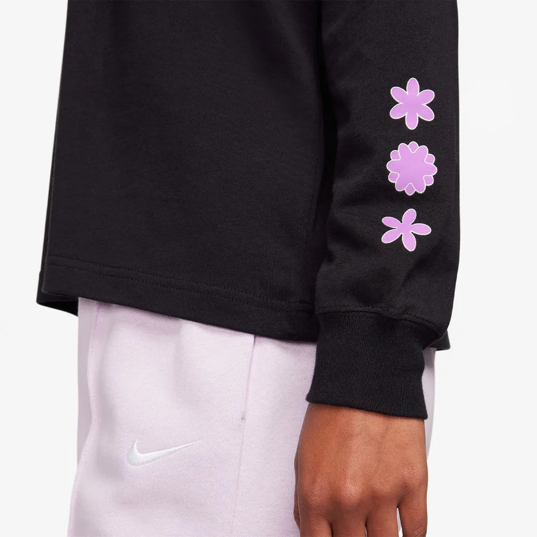 NIKE SPORTSWEAR WOMEN'S LONG-SLEEVE T-SHIRT BLACK