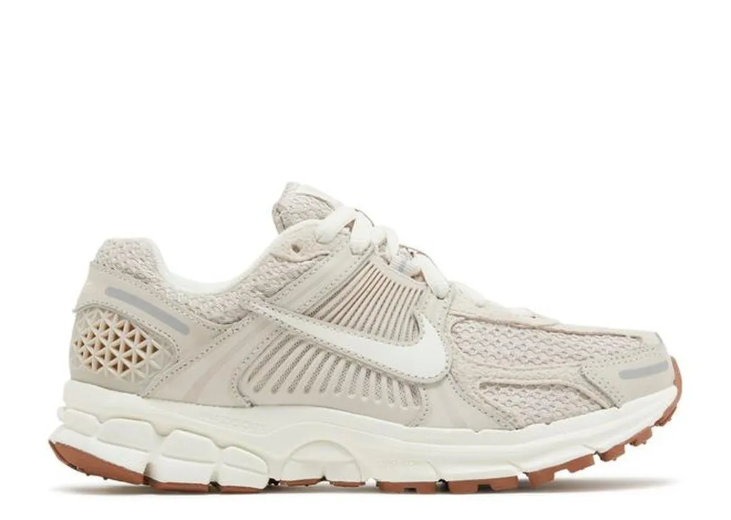 NIKE WMNS AIR ZOOM VOMERO 5 'LIGHT OREWOOD BROWN' - FZ3780-101