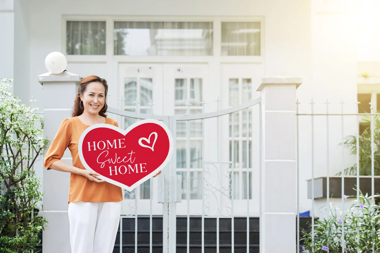 Photo Prop Heart Shape Sign - Our New Home / Home Sweet Home